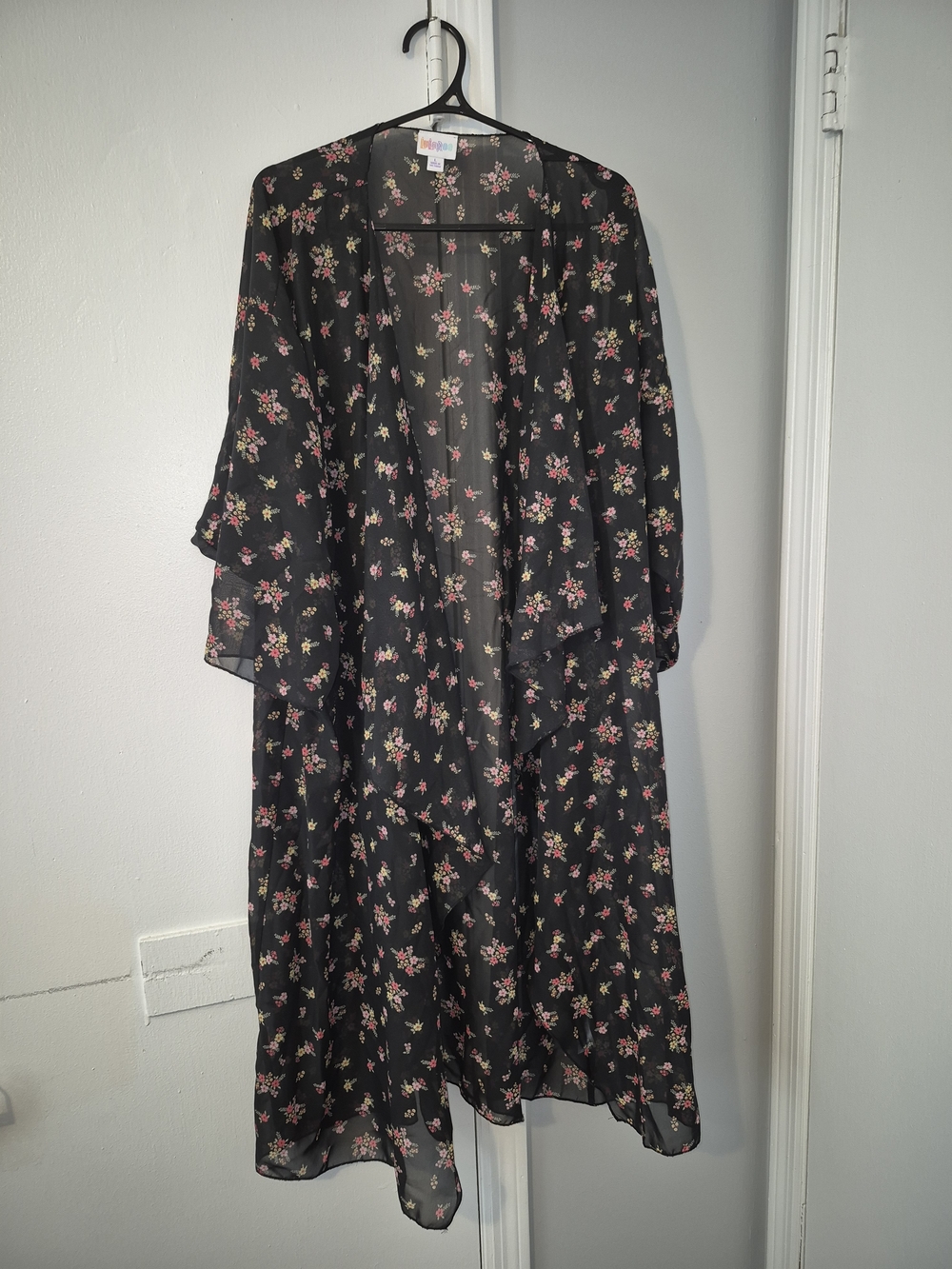 LuLaRoe Black Floral Sheer Kimono Size Large